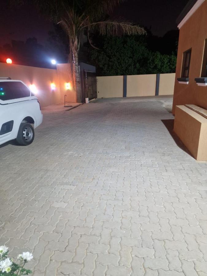 Pinto City Motel Kempton Park Exterior photo